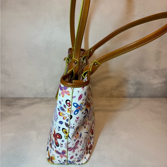 Disney Epcot Flower & Garden Festival 2019 Tote and Wallet Dooney & Bourke - Picture 5 of 15